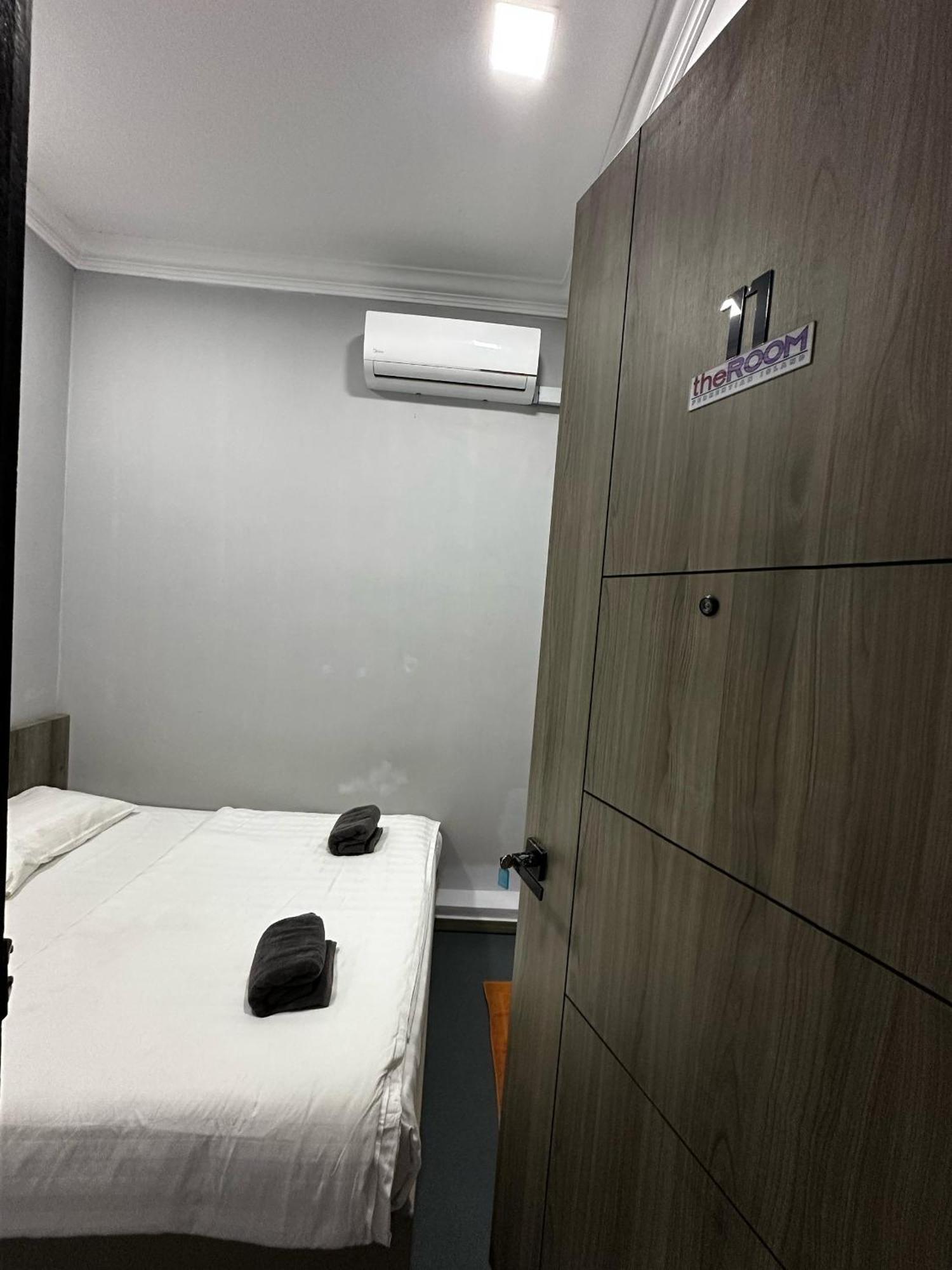 The Room Perhentian - Long Beach Kampung Kuala Besut ภายนอก รูปภาพ
