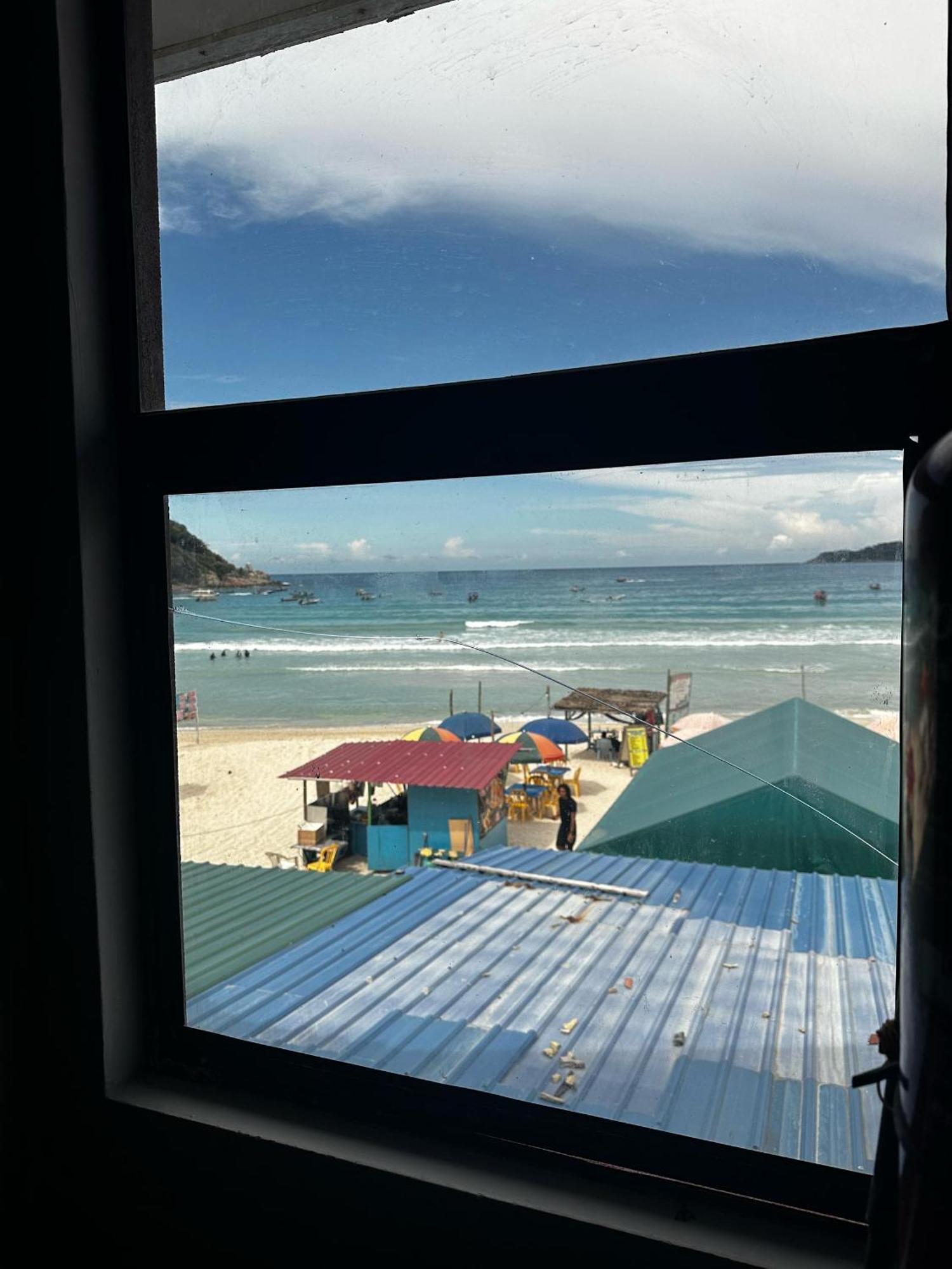 The Room Perhentian - Long Beach Kampung Kuala Besut ภายนอก รูปภาพ